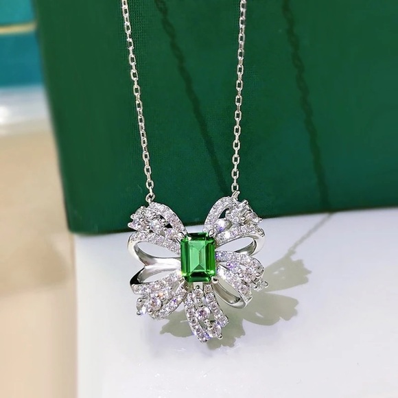Sterling Silver Green Bow Pendant Chain Necklace - Picture 1 of 9